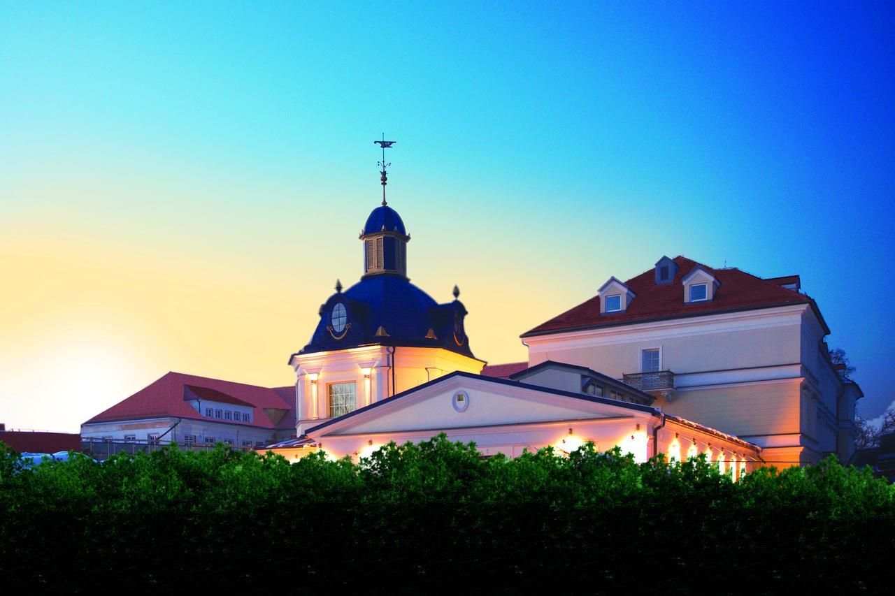Royal Palace Turčianske Teplice Buitenkant foto