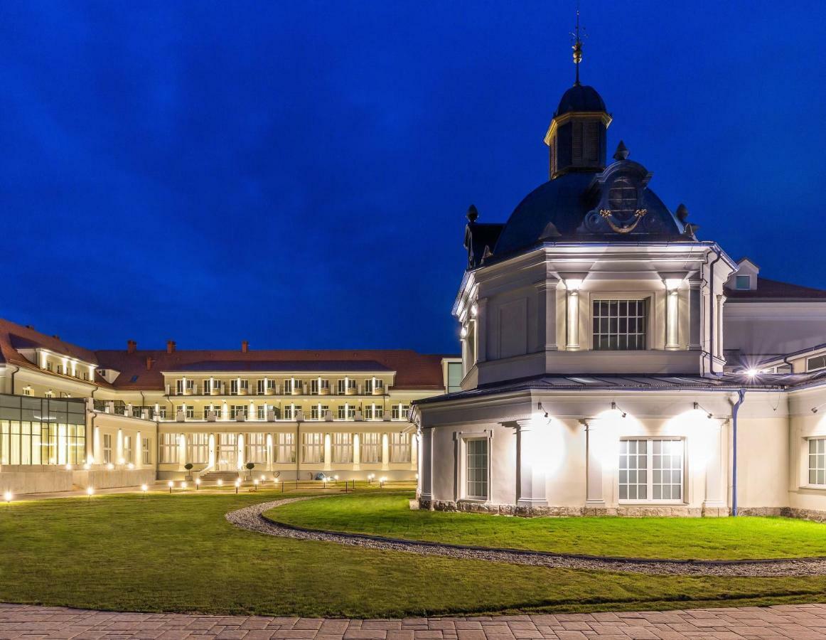 Royal Palace Turčianske Teplice Buitenkant foto